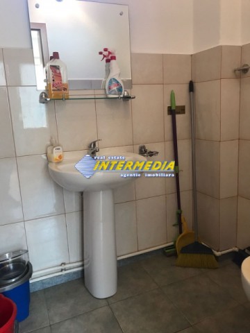 spatiu-comercial-50-mp-de-vanzare-in-alba-iulia-cetate-2
