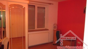 inchiriez-apartament-3-camere-zona-turnisor-1