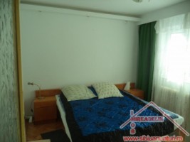 inchiriez-apartament-3-camere-valea-aurie-2