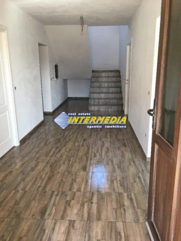 casa-noua-de-vanzare-in-alba-iulia-finisata-cu-teren-540-mp-1