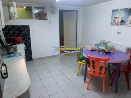 casa-cetate-schit-dp1m-cu-720-mp-teren-la-asfalt-toate-utilitatiile-7
