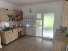 casa-cetate-schit-dp1m-cu-720-mp-teren-la-asfalt-toate-utilitatiile-29