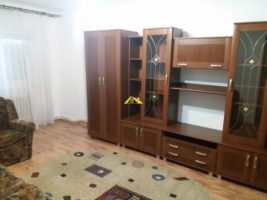 apartament-3-camere-decomandate-in-cetate-1