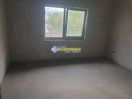 casa-noua-de-vanzare-cu-4-camere-in-alba-iulia-finisata-la-cheie-15