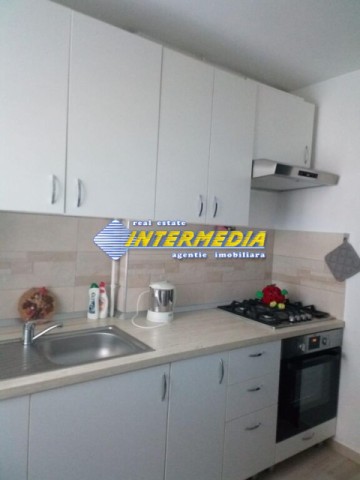apartament-2-camere-mare-centru-central-bloc-caramida-foste-proprietati-renovat-finisat-si-mobilat-0