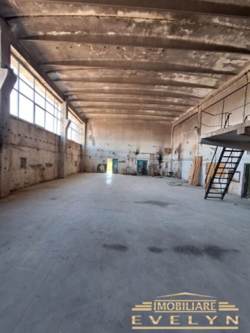 spatiu-de-inchiriat-250-mp-zona-industriala-0
