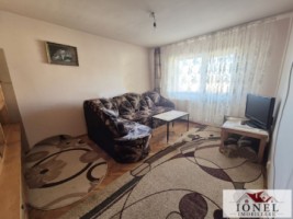 apartament-trei-camere-de-vanzare-in-cugir-1