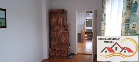 vila-de-vanzare-6-camere-leresti-cu-o-suprafata-de-184-mp-si-teren-intravilan-de-4520-mp-la-pretul-de-105000-euro-negociabil-35