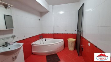 apartament-3-camere-cu-panorama-centru-shopping-plaza-cu-garaj-privat-inclus-5
