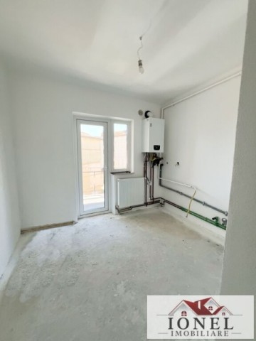 apartament-trei-camere-renovat-cu-garaj-de-vanzare-in-alba-iulia-tolstoi