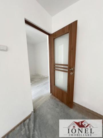 apartament-trei-camere-renovat-cu-garaj-de-vanzare-in-alba-iulia-tolstoi-1