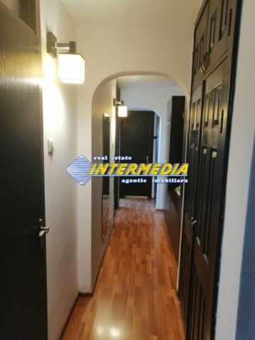 vanzare-apartement-3-camere-decomandate-2-bai-balcon-mobilat-si-utilat-complet-1
