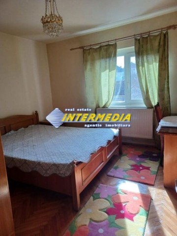 apartament-cu-2-camere-decomandat-de-vanzare-in-cetate-zona-tolstoi-11