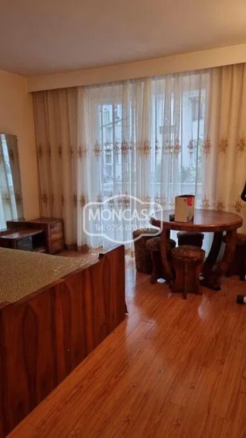 apartament-3-camere-etaj-1-zona-bulevard-s-80-mp