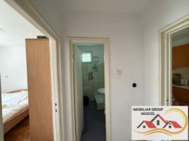 vanzare-apartament-2-camere-cu-balcon-inchis-cu-termopan-intr-o-zona-linistita-flamanda-aproape-de-centrul-orasului-la-pretul-de-42000-euro-negociabil-6