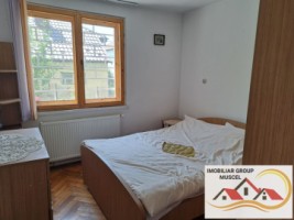 vanzare-apartament-2-camere-cu-balcon-inchis-cu-termopan-intr-o-zona-linistita-flamanda-aproape-de-centrul-orasului-la-pretul-de-42000-euro-negociabil-12
