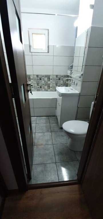 malu-rosu-3cam2bai-cf1a-dec-28-renovat-96000-euro-1