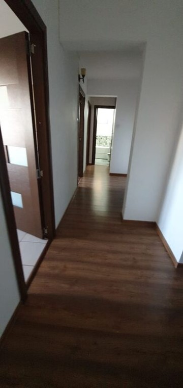 malu-rosu-3cam2bai-cf1a-dec-28-renovat-96000-euro
