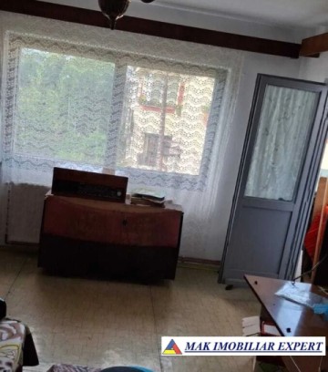apartament-cu-2-camere-confort-1-et-2-apa-sarata-campulung-muscel-arges-2