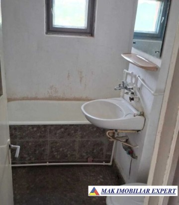 apartament-cu-2-camere-confort-1-et-2-apa-sarata-campulung-muscel-arges-6