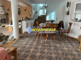 vanzare-casa-spe-in-alba-iulia-zona-cetate-skit-finisata-mobilata-teren-800-mp-4