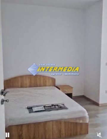 inchiriere-apartament-3-camere-cetate-bloc-nou-2-balcoane-etaj-1-parcare-privata-mobilat-si-utilat-complet-7