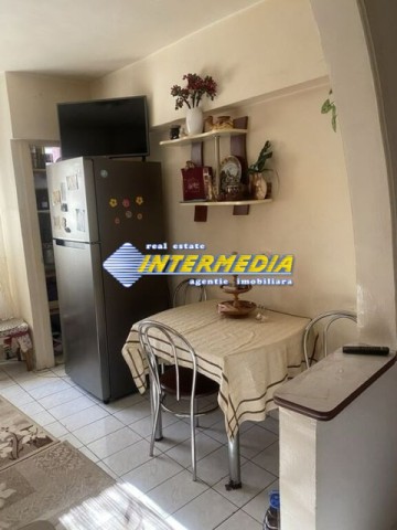 garsoniera-decomandata-35-mp-in-cetate-finisata-de-vanzare-2