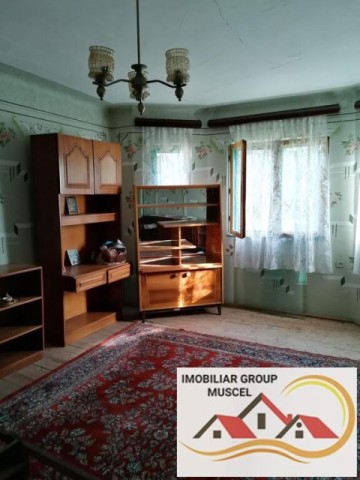 casa-5-camere-100-mp-teren-800-mp-campulung-muscel-valea-romanestilor-pret-58000-euro-2