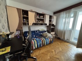vizionare-on-line-apartament-4-camere-zona-marchian-junior-s-92-mp-10