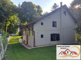 vanzare-vila-intr-o-zona-deosebita-in-dragoslavele-cu-suprafata-de-378-mpsi-teren-2533mp-la-pretul-de-270000-euro-negociabil-se-vinde-mobilata-30