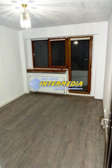 apartament-4-camere-de-vanzare-in-alba-iulia-zona-cetate-bulevard-vedere-panoramica-7