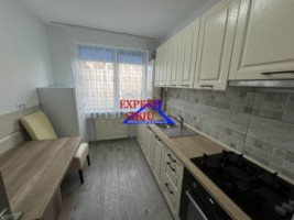 inchiriez-apartament-2-camererecent-renovat-zona-centrala-1