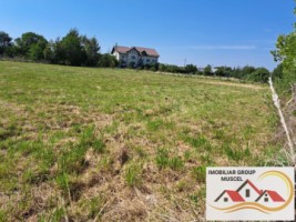 vanzare-teren-intravilan-cu-o-suprafata-de-3698-mpcu-o-deschidere-de-80-m-la-pretul-de-110940-euro-negociabil