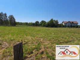 vanzare-teren-intravilan-cu-o-suprafata-de-3698-mpcu-o-deschidere-de-80-m-la-pretul-de-110940-euro-negociabil-3