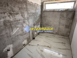 casa-noua-pe-un-nivel-cu-4-camere-cu-terasa-si-toate-utilitatile-5