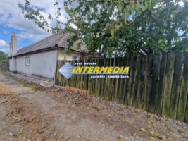 vanzare-casa-cabana-cu-teren-intravilan-570-mp-alba-iulia-zona-arex-toate-utilitatile-2
