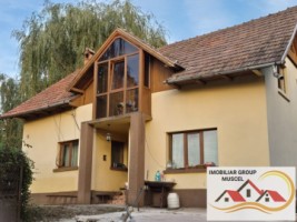 vanzare-casa-in-campulung-intr-o-zona-linistita-cu-vedere-panoramica-a-orasului-cu-teren-intravilan-de-2500-mp-la-pretul-de-80000-negociabil-de-euro-26