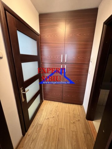 inchiriez-apartament-3-camere-semidecomandatzona-mihai-viteazul-11