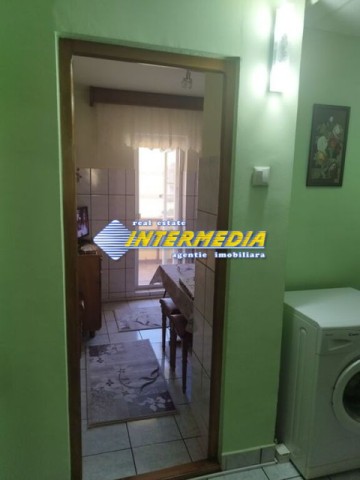 apartament-2-camere-decomandat-54-mp-etaj-2-cetate-stadion-3