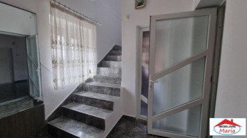 casa-solida-situata-semicentral-cu-acces-auto-163000-euro-12