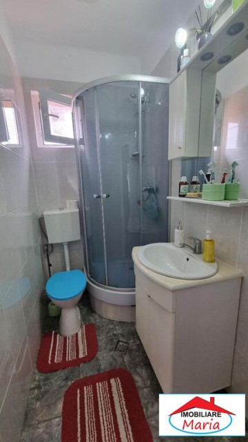 casa-solida-situata-semicentral-cu-acces-auto-163000-euro-9