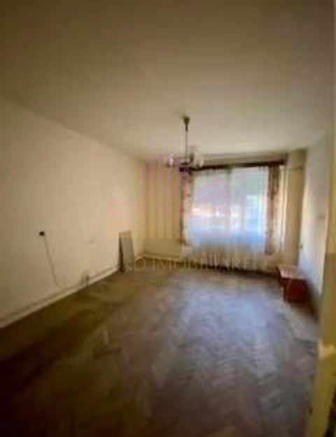 apartament-2-camere-centru-strada-tusnad-parter