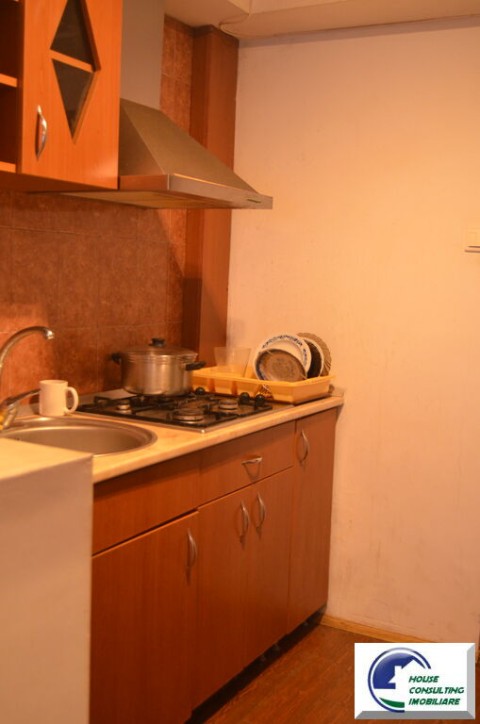 sinaia-garsoniera-de-vanzare-32000-euro