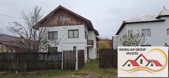 vanzare-casa-in-balilesti-cu-4-camere-si-un-living-avand-doua-terase-atat-la-parter-cat-si-la-etaj-intr-o-zona-linistita-si-pitoreasca-cu-o-suprafata-de-teren-1138-mp-la-pretul-de-48000-euro-negociabil-casa-are-o-suprafata-construita-de-120-mp