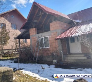 casa-3-camere-teren-343-mp-in-domnesti-pietrosani-arges