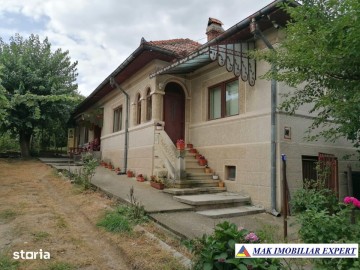 casa-5-cam-teren-2600-mp-in-marcus-campulung-muscel-arges