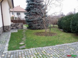 vila-de-lux-6-camere-de-inchiriat-in-sibiu-parcul-sub-arini-13