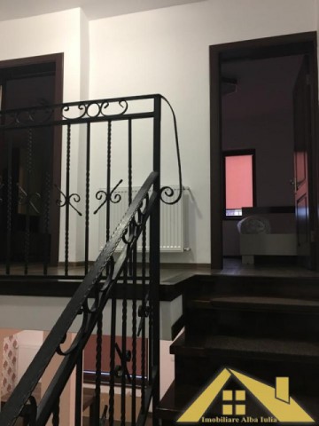 de-inchiriat-casa-pentru-pretentiosi-7