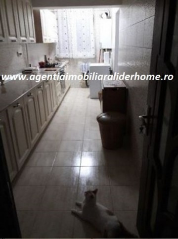 apartament-3-camere-decomandat-zona-primaverii-4