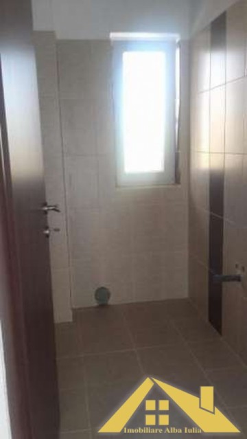 casa-de-vanzare-in-cetate-zona-schit-1